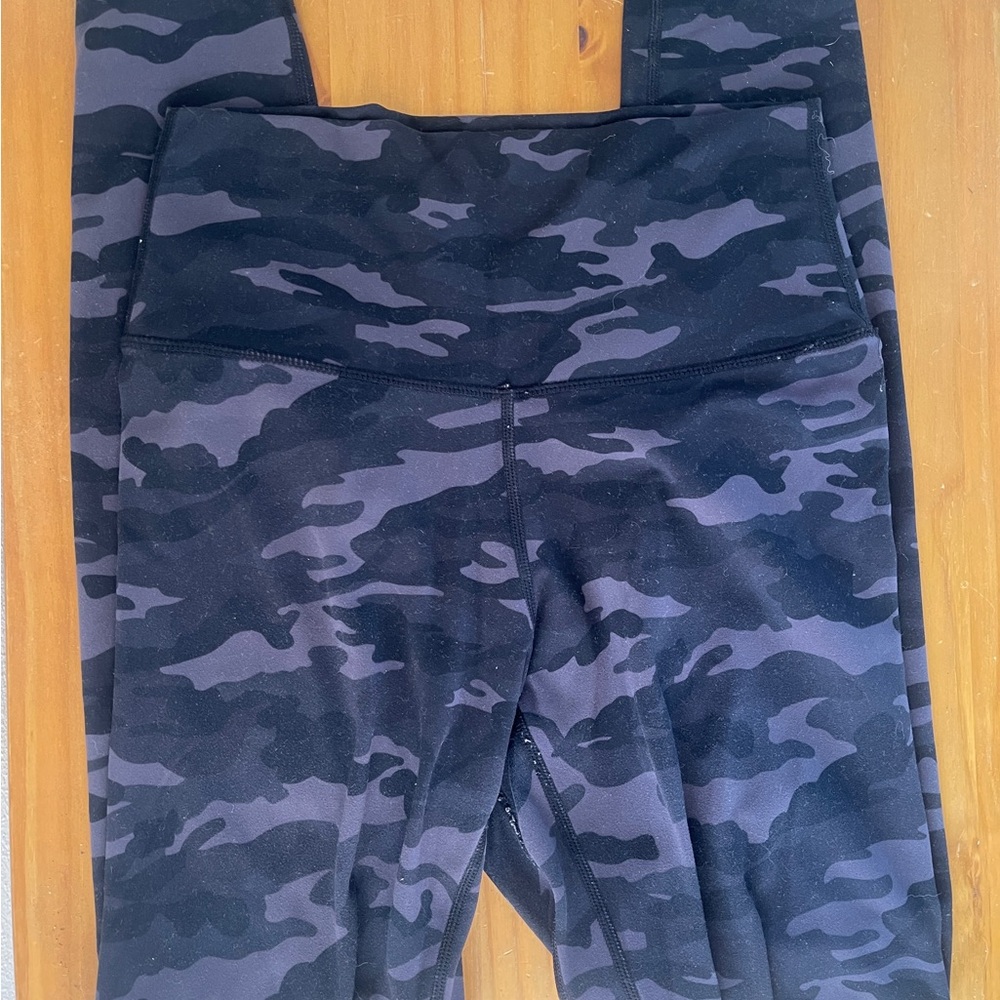 Black and Grey Camo Print Women's Leggings